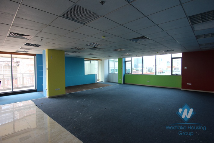 Professional office building for rent in Doi Can street, Ba Dinh distrist, Ha Noi